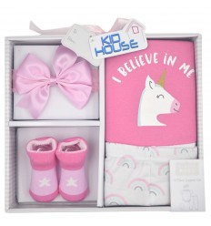 Set de bebe cuatro piezas unicornio.